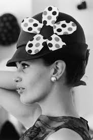Hair in the 1960s saw a lot of diversity. Best 1960s Fashion Trends And Outfits 60s Fashion And Style
