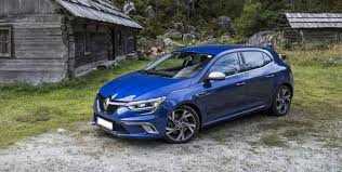 After The Newest Spy Shots We Realized A Thing Or Two The Newest 2020 Renault Megane Will Arrive With Mid Cycle Refreshments Renault Megane Renault New Cars