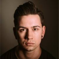 200+ Profile mit dem Suchbegriff „Redrup“