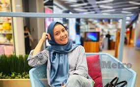 Pelakon popular, remy ishak dikhabarkan bakal melangsungkan pernikahan dengan ezza yusof pada pagi sabtu ini. Lupakan Kisah Lama Buka Buku Baru