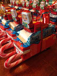 Ian and anthony are back with more christmas stories and continue reading. Allergy Friendly Santa Sleigh Gift Juice Box Rice Krispy And Raisins Christmas Party Treats Christmas Classroom Treats Kids Christmas Party