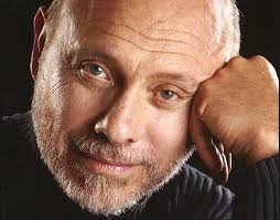 Hector Elizondo