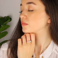 Pear Cut Solitaire Ring: 1.25ct CZ Sterling Silver Wedding Engagement