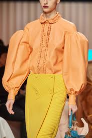 Fendi Pret A Porter Automne Hiver 2020 2021 Details Vogue Paris Pret A Porter Style Couture Fashion Week