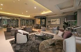 Newly Modernized Historic C 1927 36 000 Sq Ft Los Angeles Mansion Lists For 49 9m Photos Pricey Pads Mansions Home Bar Rooms Lounge Design