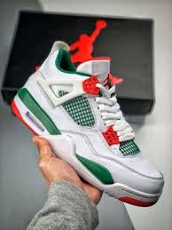The next air jordan 4 by travis scott, aka cactus jack comes highlighted with an olive nubuck upper with black accents. Spasenje Silovanje Ljustenje Nike Air Jordan 4 Cactus Jack Fake Vs Real Herbandedi Org