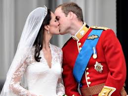 lunay si como lo mueve me lo hace no soy responsable de lo que pase y es que se te ve, de lejos se ve que no eres la misma si te pego a la pared sata en to'a la' pose', ron duraste doce hacemos la' pose' y después no me conoce ya yo lo sé, está' bebiendo rosé buscándome. Tendencias Magacin