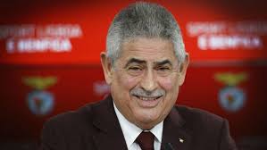 Benfica başkanı luis filipe vieira, galatasaray'ın transfer listesinde bulunan yunan orta saha andreas samaris hakkında konuştu. Luis Filipe Vieira Foi A Vitoria Da Verdade Desportiva Benfica Jornal Record