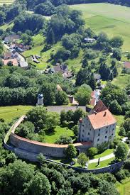 Gnotzheim Von Oben Burg Spielberg In Gnotzheim Bayern Schone Orte Burg Luftbild