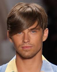 The slight mohawk effect compliments the prominent facial structure of men. Men Hairstyles For Big Forehead Health And Fashion
