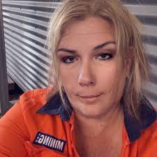 Amy Laforce's Instagram, Twitter & Facebook