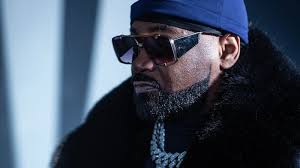 Nicki Minaj Shares Cover Art for New Album Queen