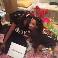 Rihanna Funky Xmas Funk Gumbio Radio Annual Celebration Funk Gumbo Radio Celebrates The Holiday Season Rihanna Photos Rihanna Celebrities Social Media