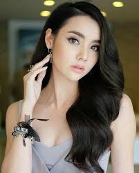 Romansa Cinta Yang Tertunda Makeup Asia Gadis Cantik Kecantikan