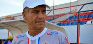 Que fui desligado do cargo de técnico da equipe profissional. Barbosinha E O Novo Tecnico Do Fluminense