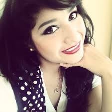 Miriam Solis Ovalle (@miriamsoov)