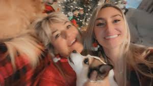 Merry Christmas 🎄 from Trixy (Kimber) Teddi and us! ❤️