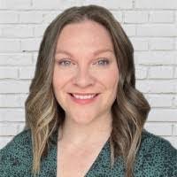 Erin Cruz's Instagram, Twitter & Facebook