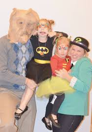 I also included an inj pose for banduahair. Diy Batgirl And Robin Girl Costumes