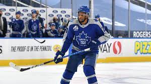 Wayne simmonds (born august 26, 1988) is a canadian professional ice hockey player, currently playing as a right winger for the los angeles kings of the national hockey league (nhl). Simmonds Out Six Weeks For Maple Leafs With Broken Wrist