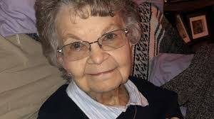 Derek Hardman's Instagram, Twitter & Facebook