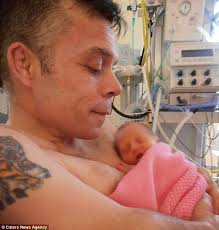 Heartwarming pictures show unique bond between dwarf father and his  daughter