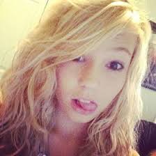 Hannah Dillard (lilblondie2000)