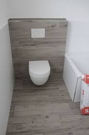 Villeroy Boch Fliesen Lodge Holzoptik Anordnung Fliesen Gaste Wc Badezimmer Kleines Bad Gestalten Wc Fliesen