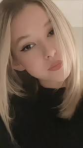 Natalie (@zmxqupdr46k)