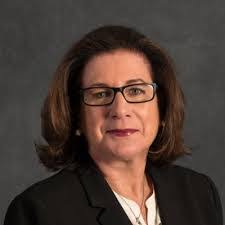 Dayle Smith's Instagram, Twitter & Facebook