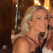 The queue for our Represent pop-up in Manchester yesterday. An unbelievable  turnout & an amazing atmosphere. The Rep community is a force! Thank you to  every single person involved, from those… |