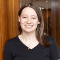 Ella Holsinger's Instagram, Twitter & Facebook