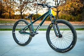 Can a slopestyle mountain bike take on downhill trails? Rose The Bruce 2020 Dirt Jump Slopestyle Bike Boris Rezabek S Bike Check Vital Mtb
