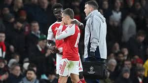 Family rift. Arsenal star's wife deletes all photos with the footballer