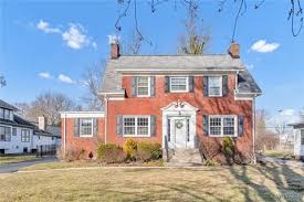 2 Kettering Dr, Tonawanda, NY 14223