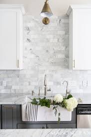 Gray And White Kitchen Backsplash Ideas 2019 White Marble Kitchen Kitchen Renovation Kitchen Marble