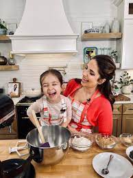 2) place the dough in an oiled bowl, cover with some plastic wrap and leave it somewhere somewhat warm. Laura Vitali Easter Bread Brioche Recipe Laura Vitale A Dinner Roll Is A Small Often Round Loaf Of Bread Served As A Meal Accompaniment Eaten Plain Or With Butter Glassesdelineatorandbooks
