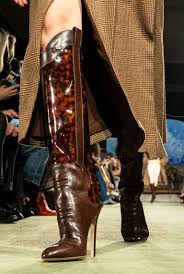 6 Fall Shoe Trends To Shop Now Fall Shoe Trend Shoes Too Big Fall Shoes