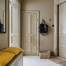 Although painting preferences may vary from home to home, there are still some basic rules to kept posters and paintings vastu. Mouse S Back Use Bright Colors In North Facing Rooms Which Tend To Be Darker And Create A Warm Gl Hallway Colour Schemes Hallway Colours Room Paint Colors