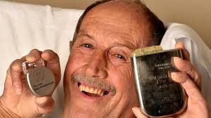 Tiny Aussie device kick starts a heart