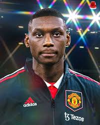 Manchester United interested in signing PSG player