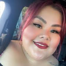 Janeth Flores (@_janeth.f)