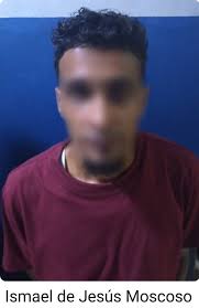 PN APRESA DOS PERSONAS Y SE LES OCUPA UN ARMA DE FUEGO ILEGAL DENTRO DEL  VEHICULO EN EL QUE SE DESPALZABAN EN MOCA* Moca, provincia Espaillat, 02 de  diciembre 2024. _Miembros policiales