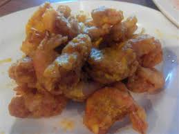 Kerang merupakan salah satu makanan laut yang kaya akan protein, asam amino, asam lemak omega 3 dan omega 6, serta mineral besi dan selenium. Udang Telor Asin Picture Of Ever Fresh Jakarta Tripadvisor