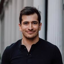 Daniel Gladstone's Instagram, Twitter & Facebook