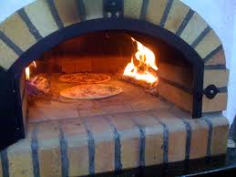 Il faut un support pour le four : Construction D Un Four A Pain Traditionnel Construction D Un Four A Pain Traditionnel
