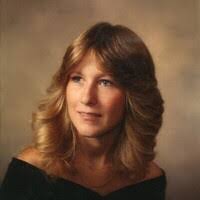 Rochelle Wallis's Instagram, Twitter & Facebook