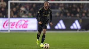 Broer én moeder zijn heilig voor PSV'er Tillman: 'Ik mis met z'n drieën  zijn'