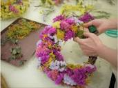 Aichi/Nagoya size options available] Bright wreath made from dried ...
