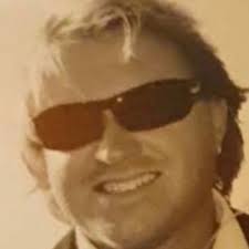 Kerrie Matthews (@Kezzaelizabeth)